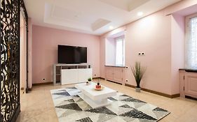 Appia Luxe - A poche fermate del Centro